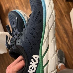 Hoka Clifton 7 size 9.5